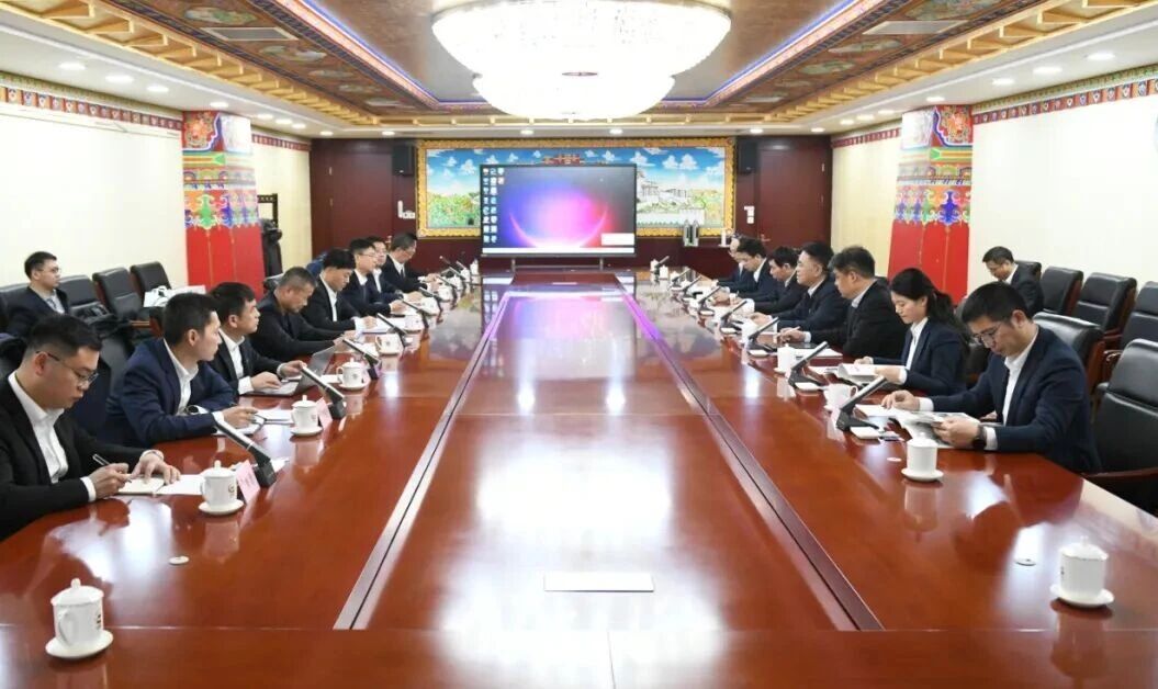 广州工控集团董事长景广军率LETOU乐投智能团队到中国黄金集团造访交流