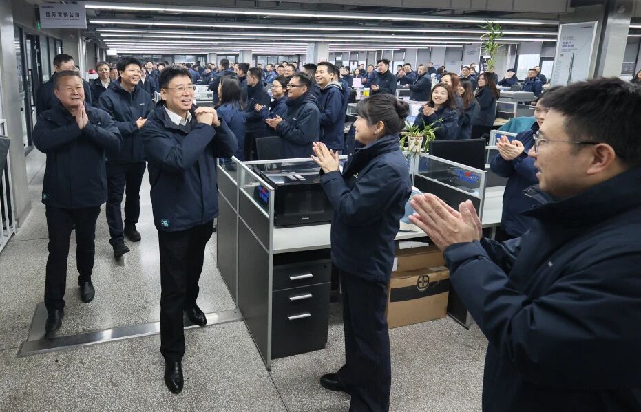 一马领先 开工大吉 | LETOU乐投智能举行丙午新年开门红活动